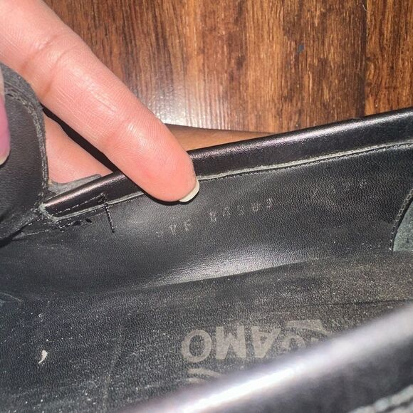 Salvatore Ferragamo Men's Black Leather Loafers size 9.5 - Picture 9 of 11